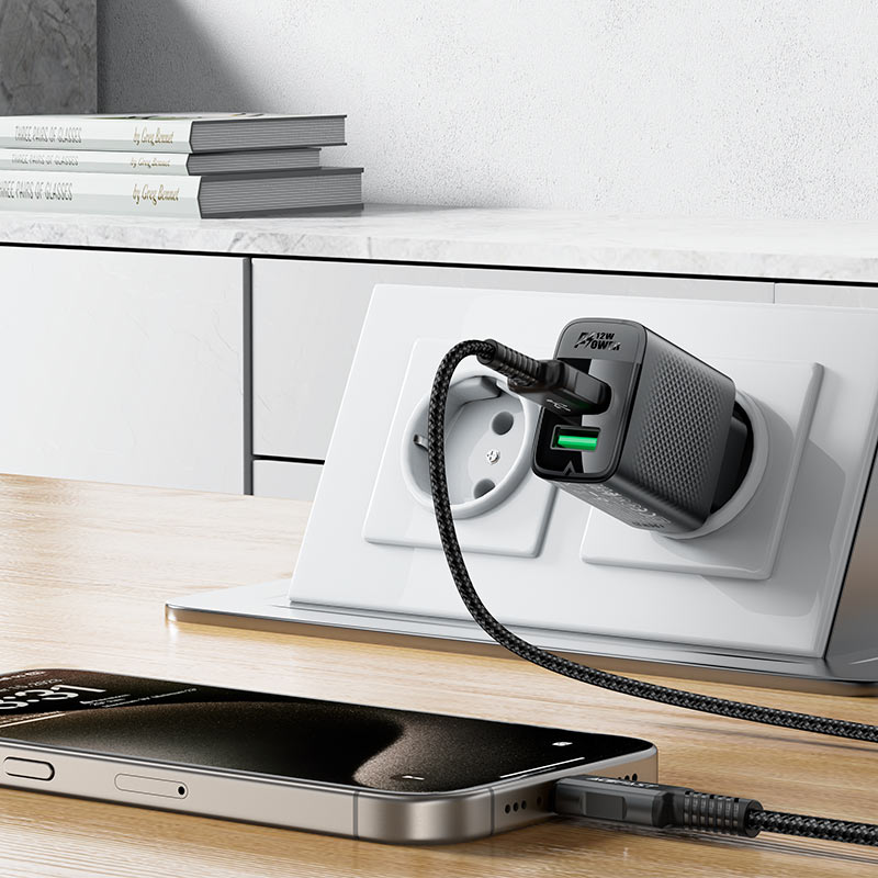 ACEFAST DUAL PORT CHARGER 12W BLK