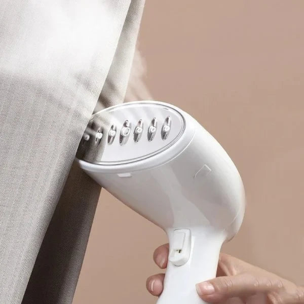 XO GARMENT STEAMER WHITE