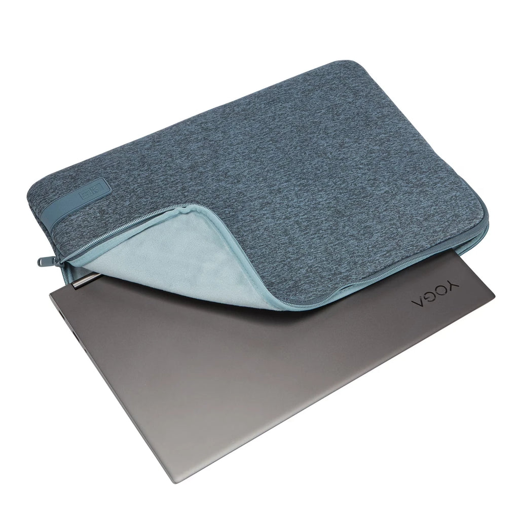 CASE LOGIC REFLECT MAC SLEEVE 16"