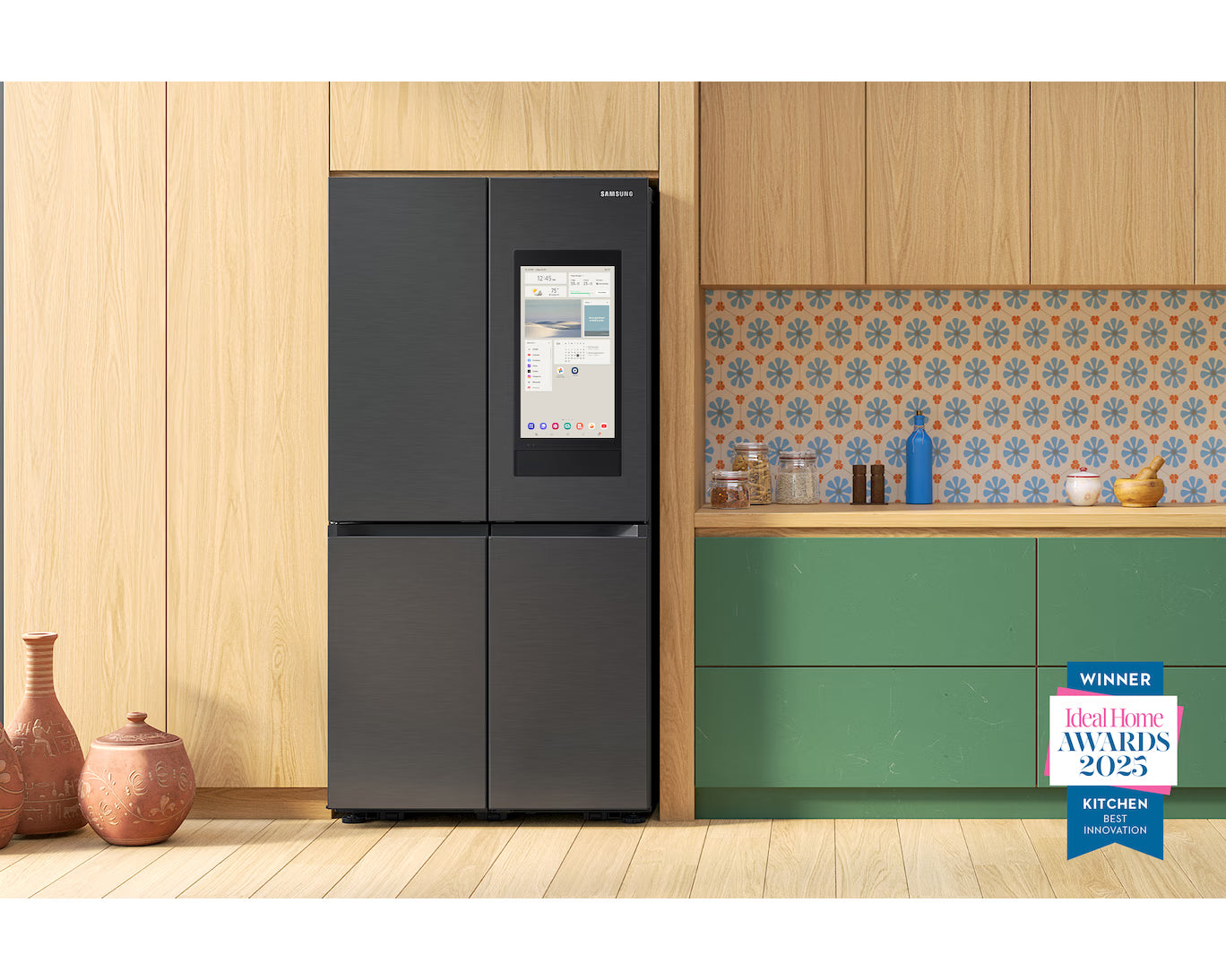 4 Door Refrigerator with 21.5% Family Hub Screen, Triple Cooling, 636 L-809L, Black WiFi
